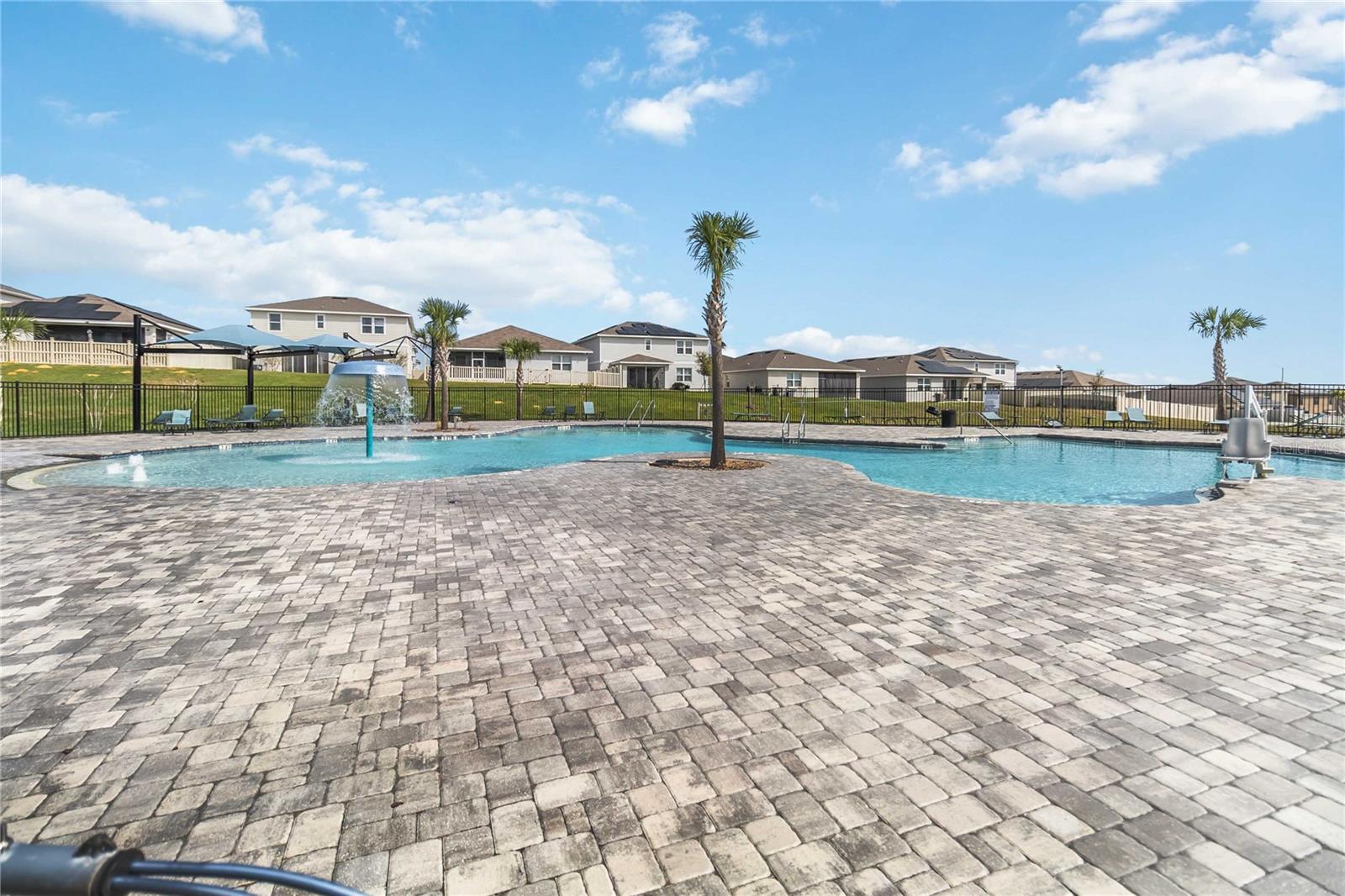 2620 MAGNOLIA AVE, DAVENPORT, FL, 33837