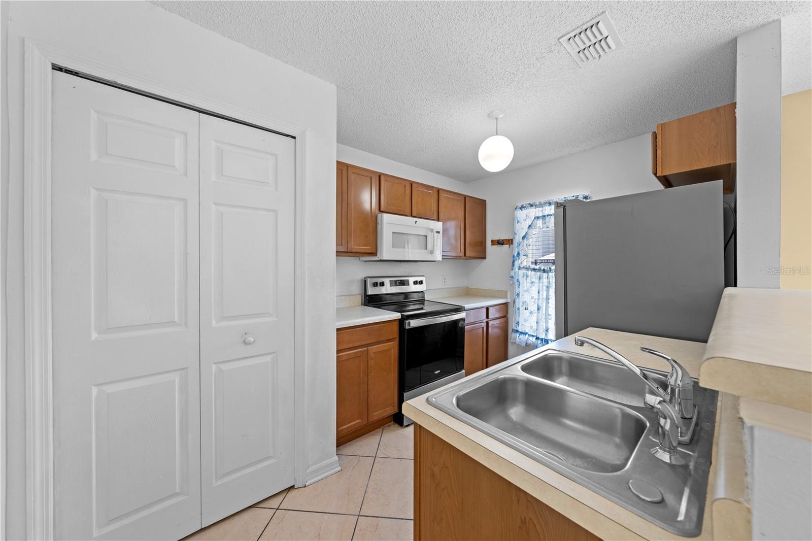 2750 DODDS LN, KISSIMMEE, FL, 34743