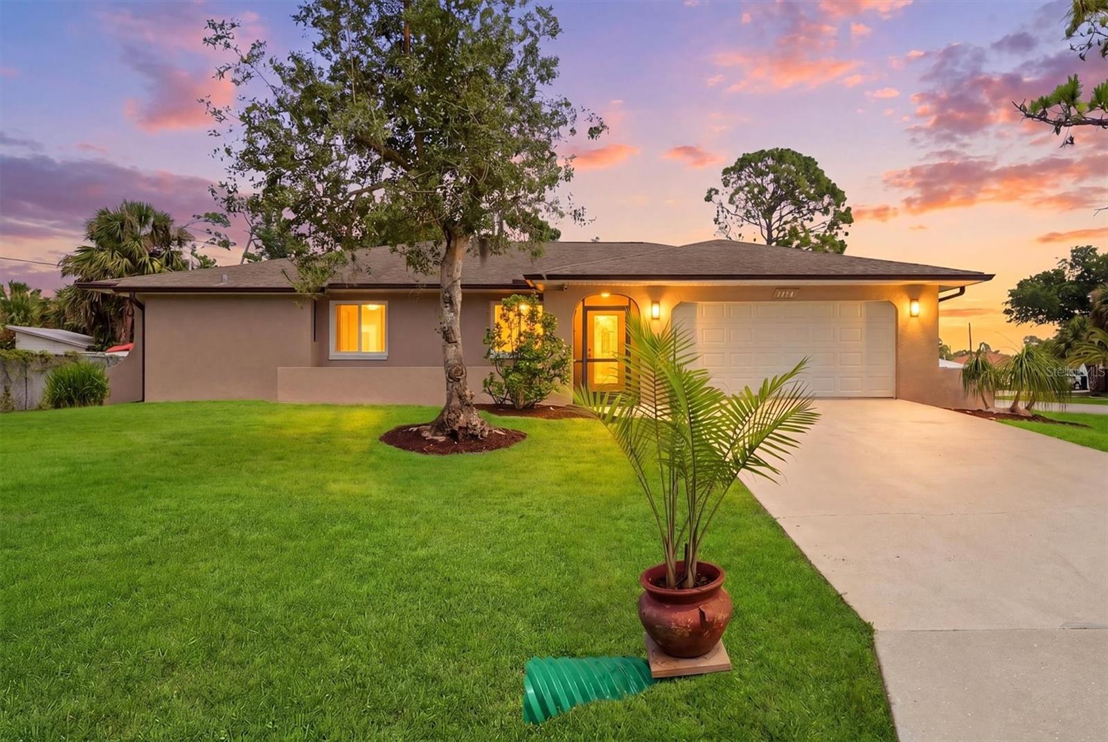 1114 DEWHURST ST, PORT CHARLOTTE, FL, 33952