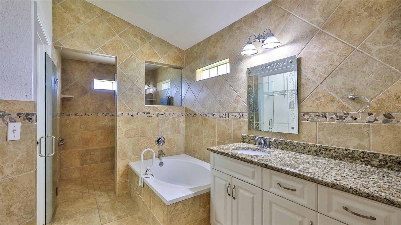 28 AMES LN, DAYTONA BEACH, FL, 32118