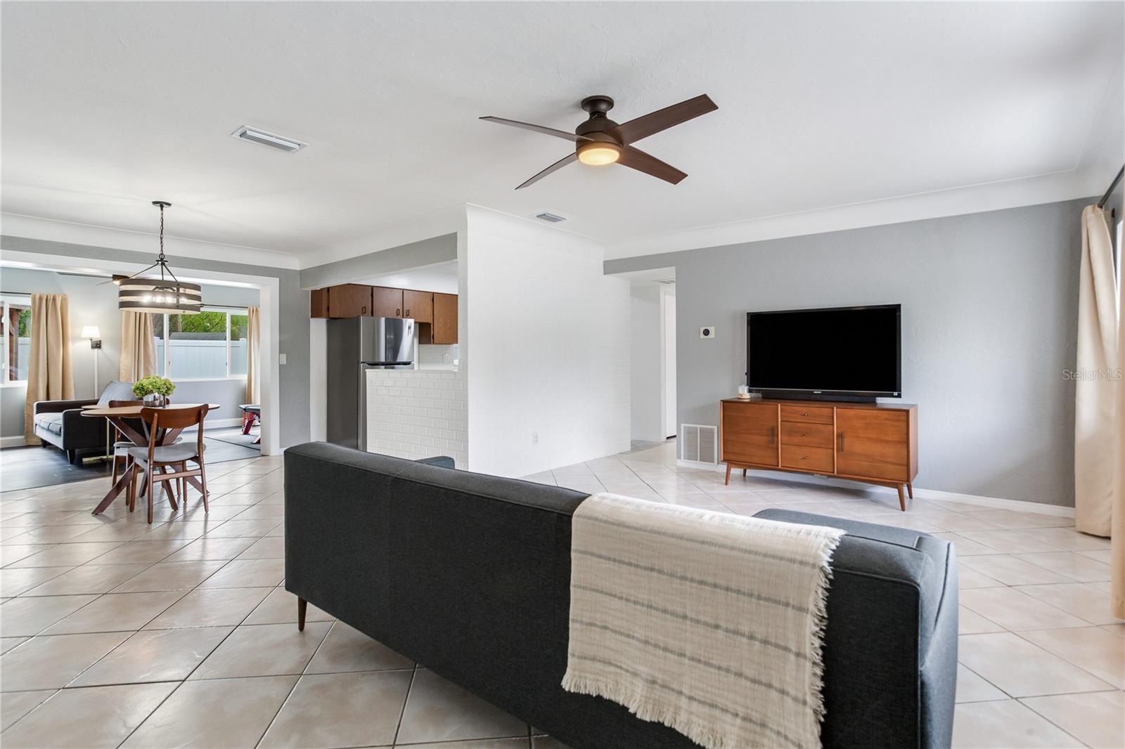 6688 30TH AVE N, ST PETERSBURG, FL, 33710