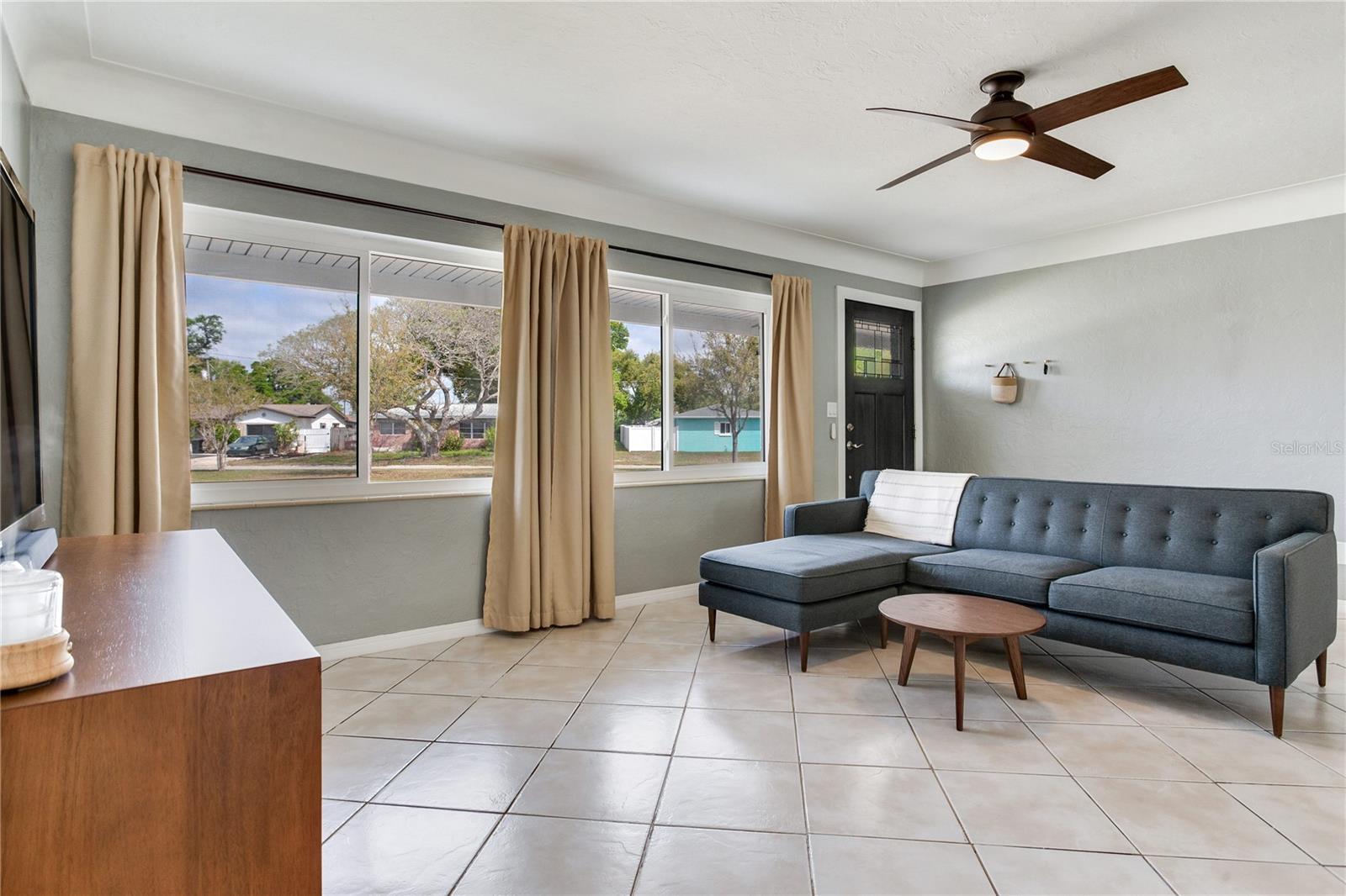 6688 30TH AVE N, ST PETERSBURG, FL, 33710