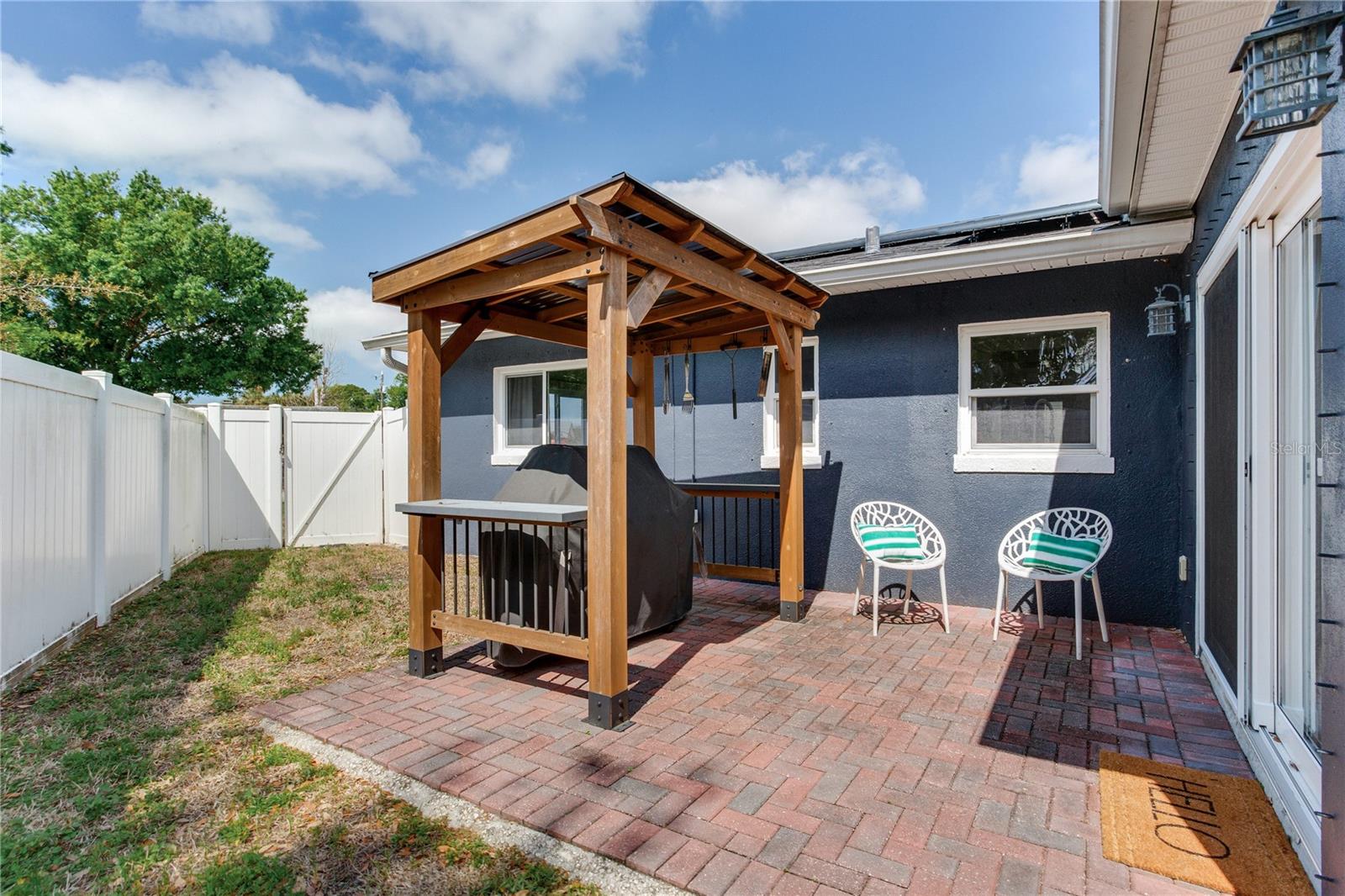 6688 30TH AVE N, ST PETERSBURG, FL, 33710
