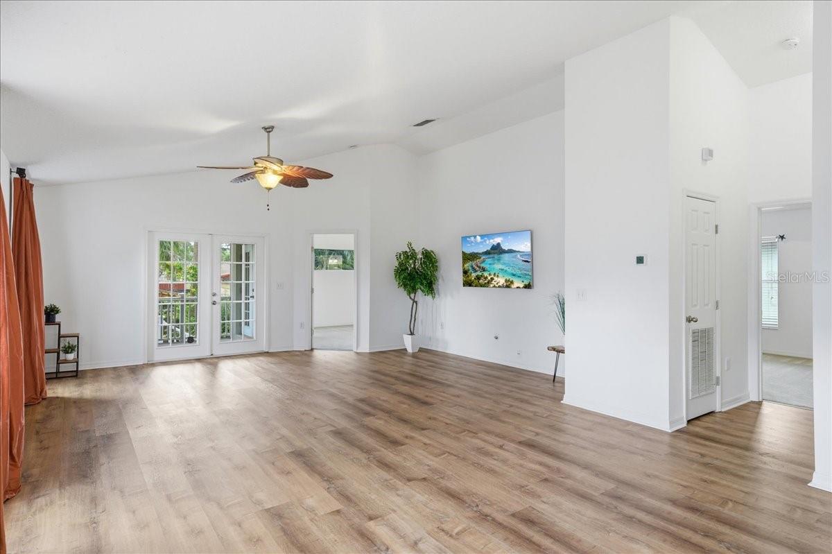 7305 S SWOOPE ST, TAMPA, FL, 33616