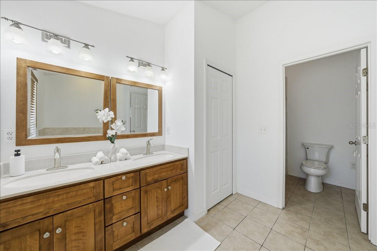 7305 S SWOOPE ST, TAMPA, FL, 33616