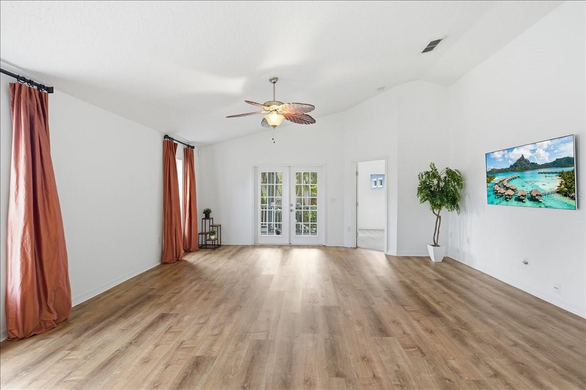 7305 S SWOOPE ST, TAMPA, FL, 33616