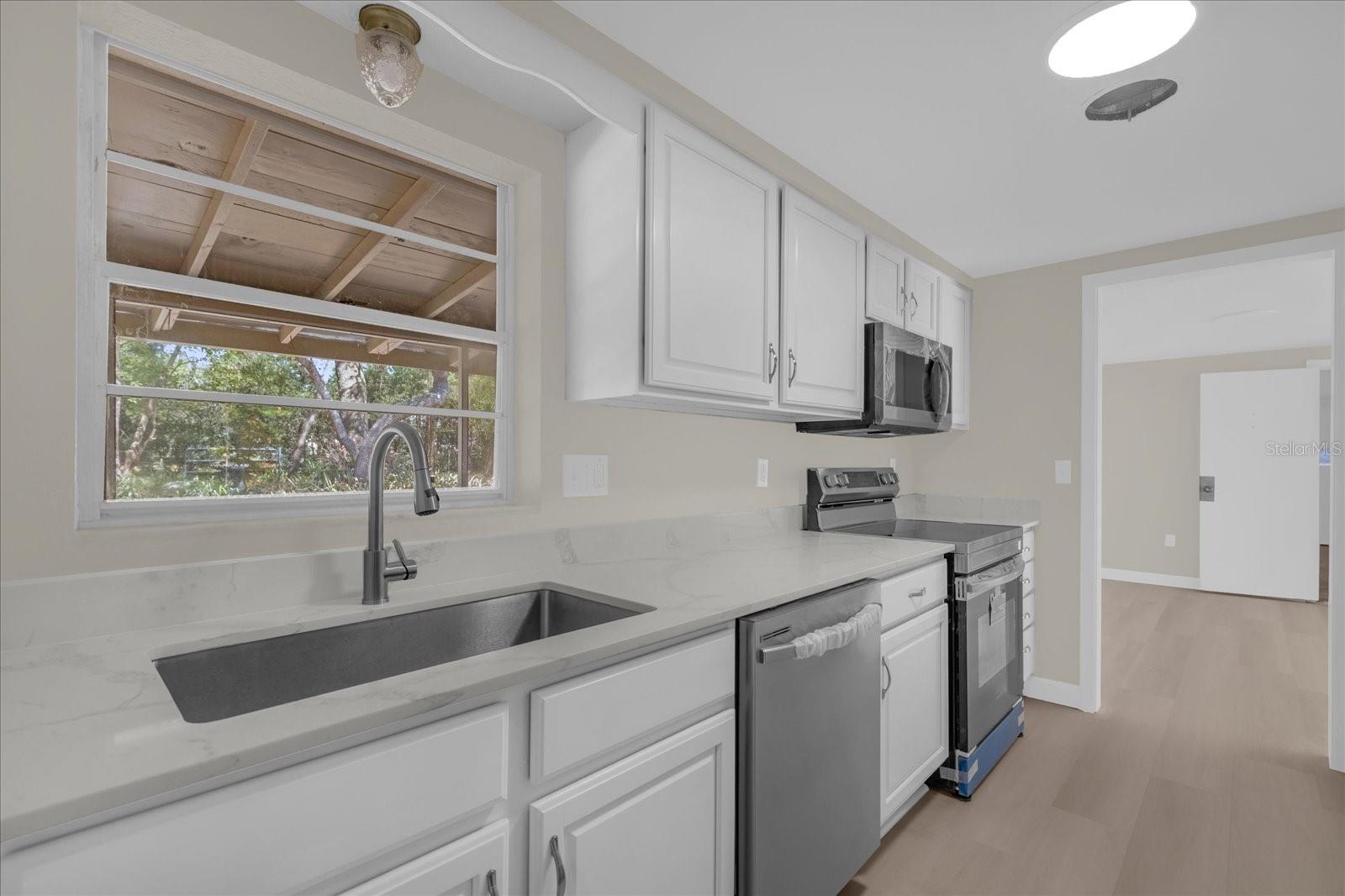 1610 GLENWOOD RD, DELAND, FL, 32720