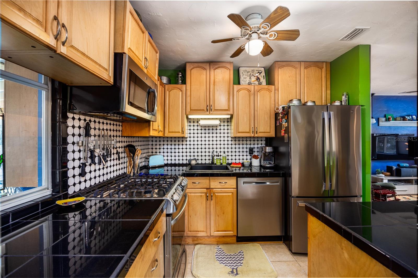 1017 NE 8TH AVE, GAINESVILLE, FL, 32601