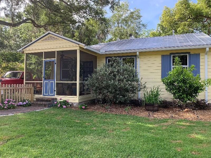 1017 NE 8TH AVE, GAINESVILLE, FL, 32601