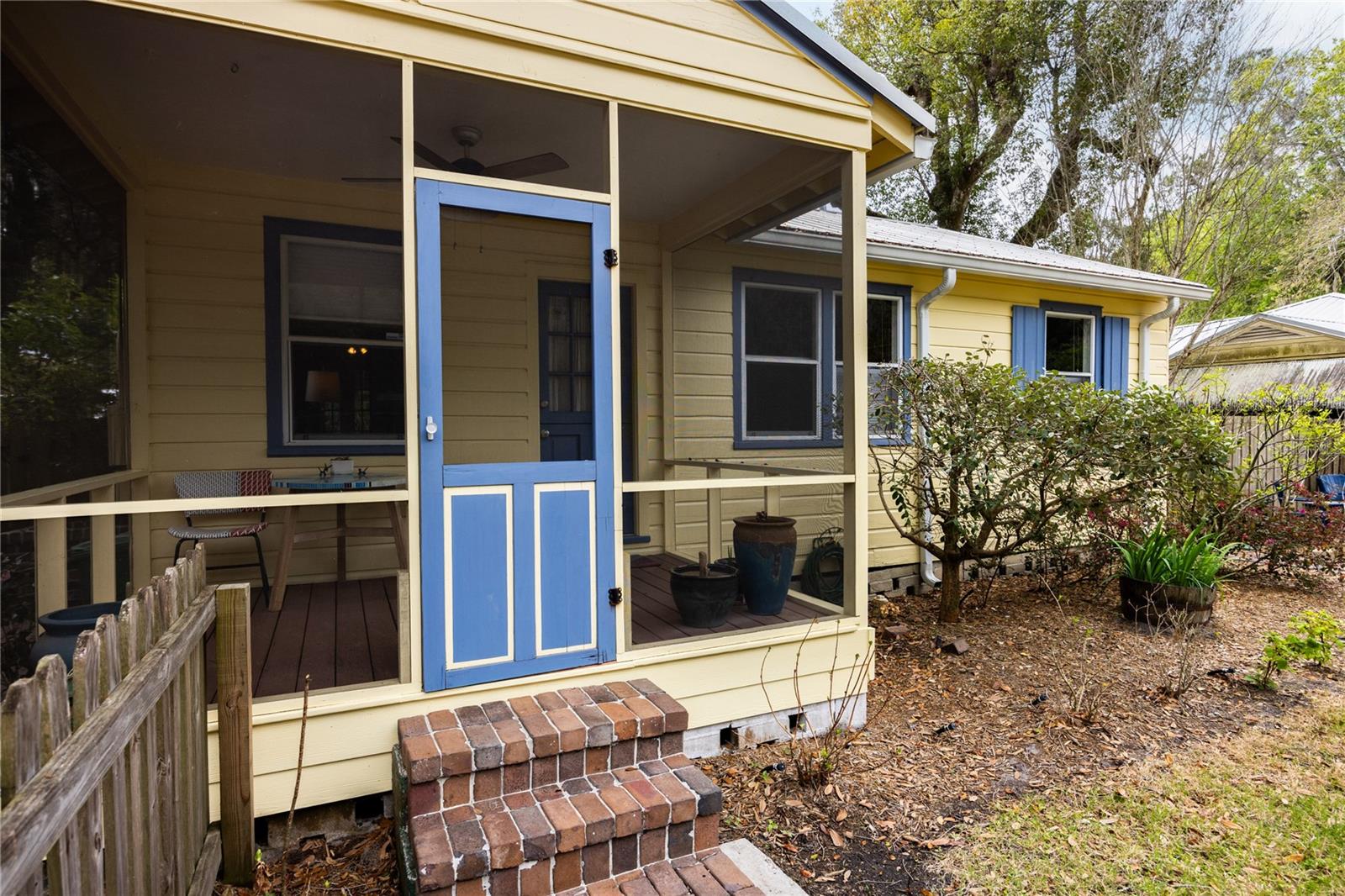 1017 NE 8TH AVE, GAINESVILLE, FL, 32601