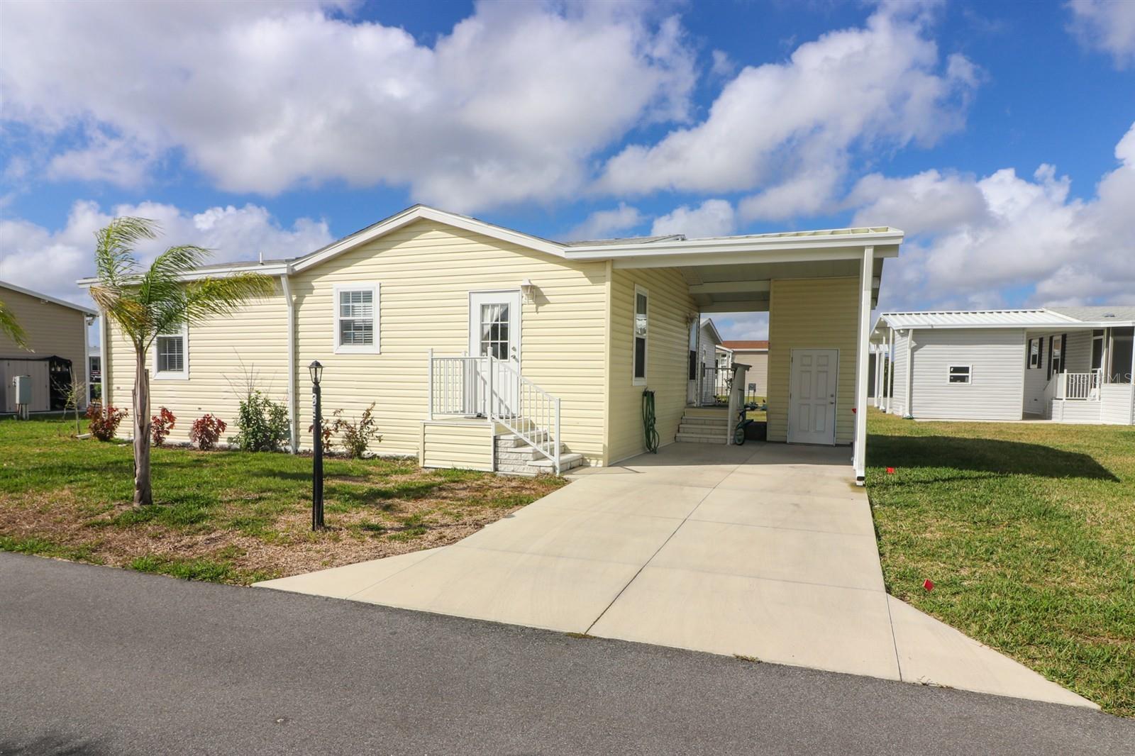 12116 SW COUNTY RD 769 # 311, LAKE SUZY, FL, 34269