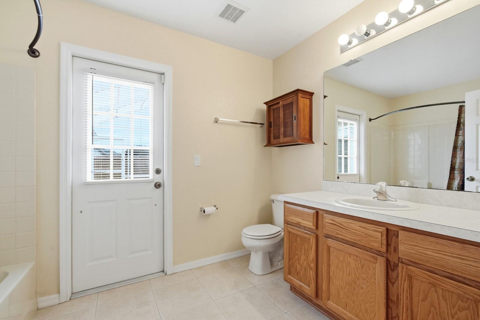 33 BROWNSTONE LN, PALM COAST, FL, 32137