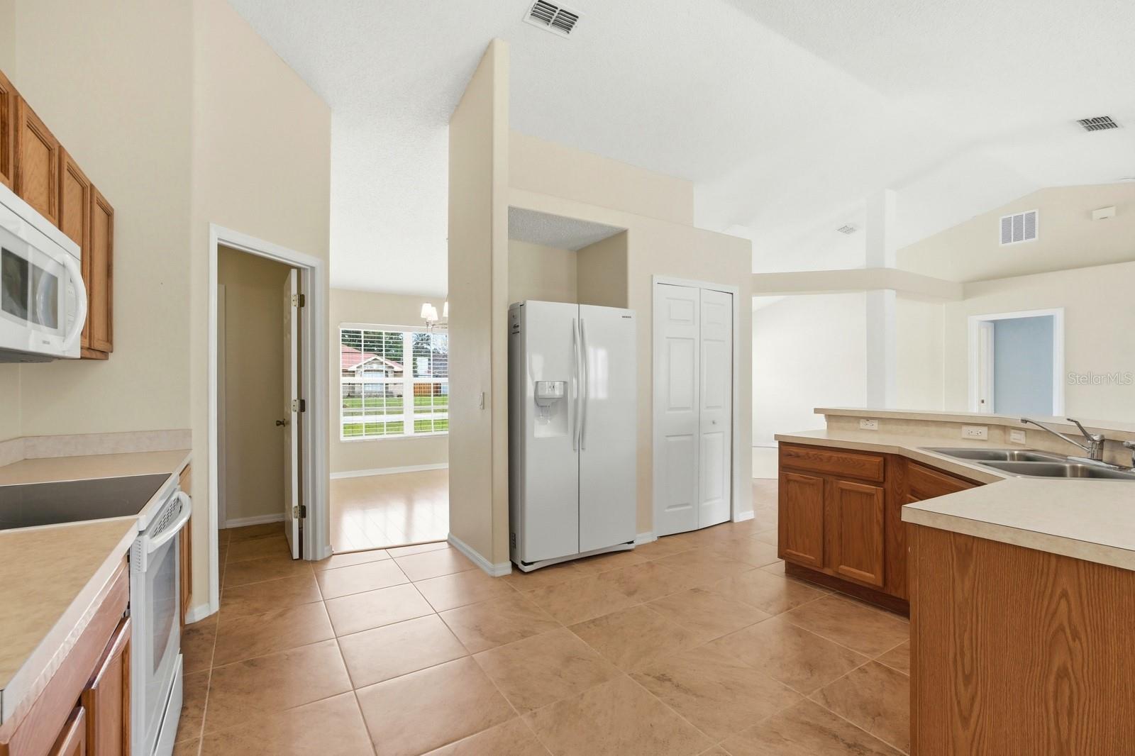 33 BROWNSTONE LN, PALM COAST, FL, 32137