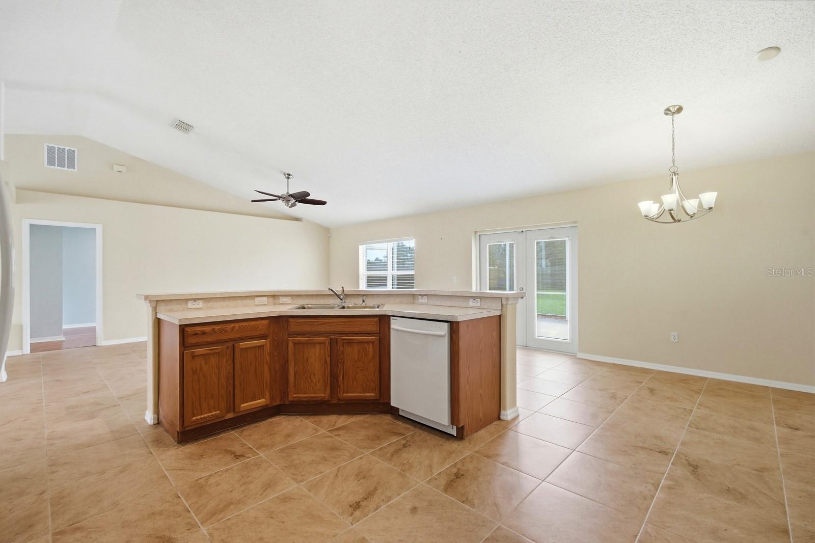 33 BROWNSTONE LN, PALM COAST, FL, 32137
