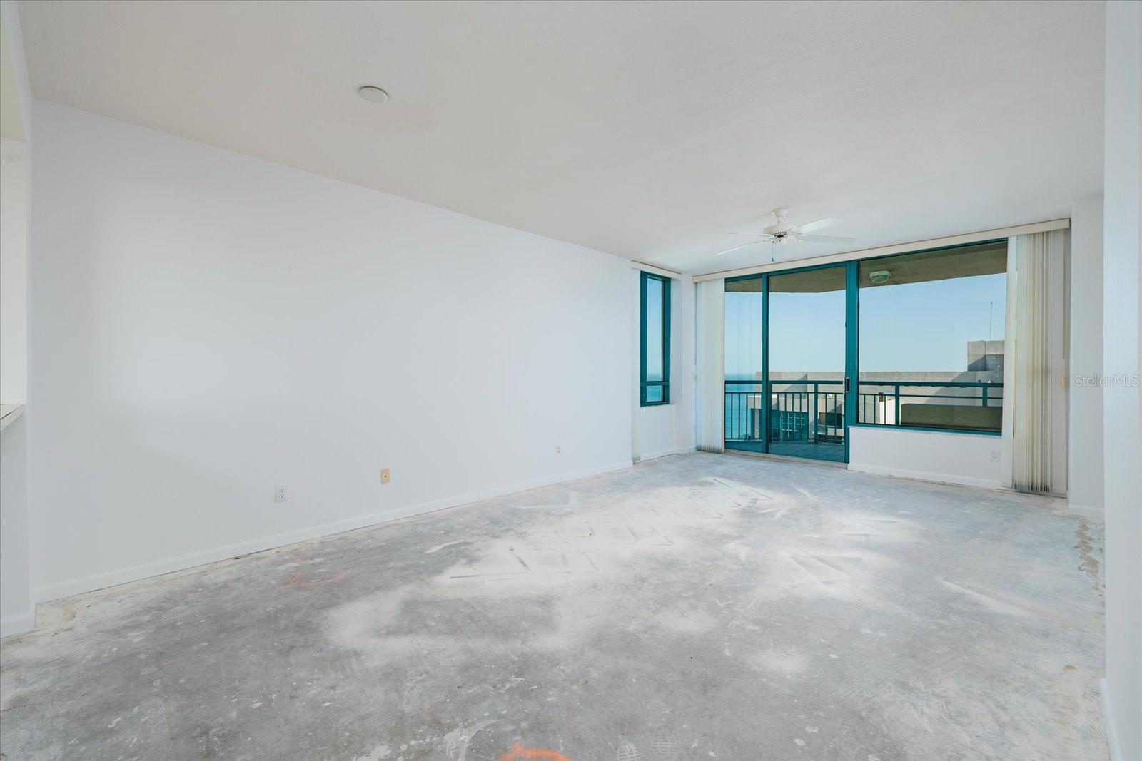 1540 GULF BLVD #2205, CLEARWATER BEACH, FL, 33767