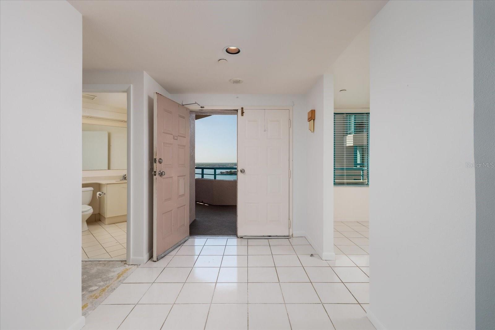 1540 GULF BLVD #2205, CLEARWATER BEACH, FL, 33767
