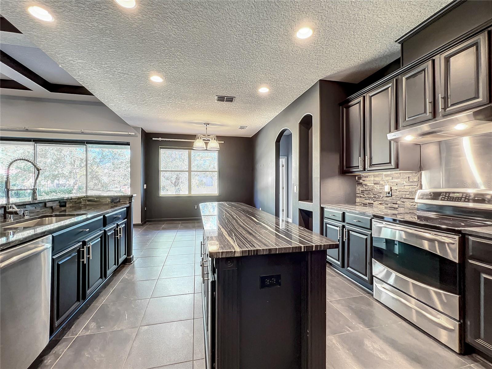 10041 OAK QUARRY DR, ORLANDO, FL, 32832