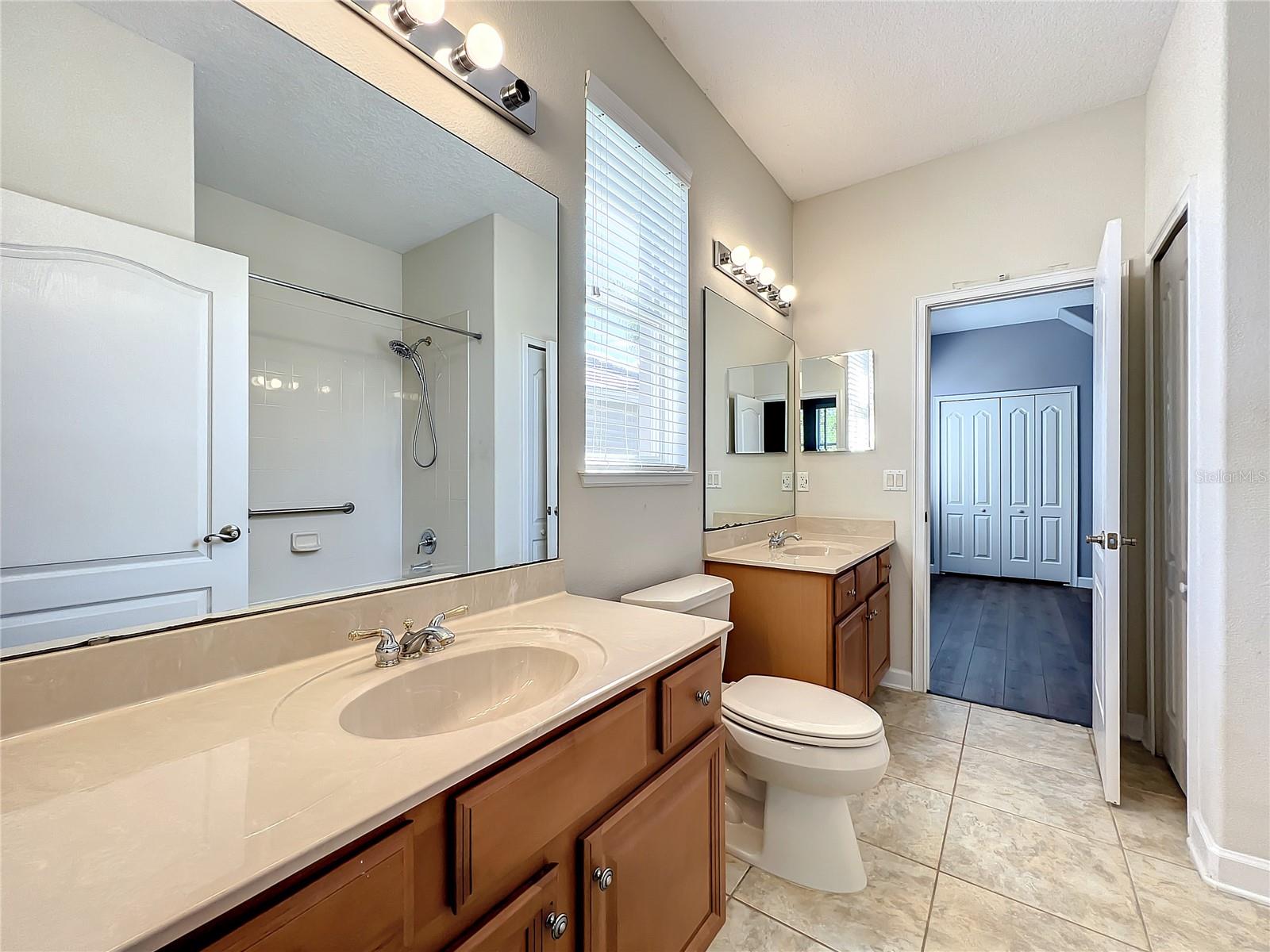 10041 OAK QUARRY DR, ORLANDO, FL, 32832