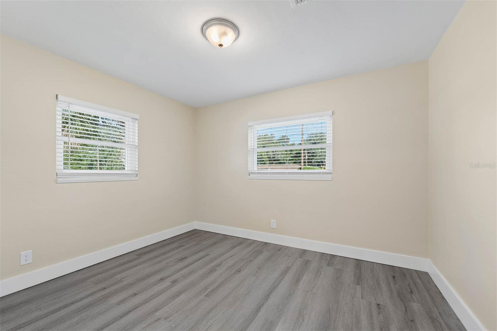 700 OAKLAND RD, ALTAMONTE SPRINGS, FL, 32701