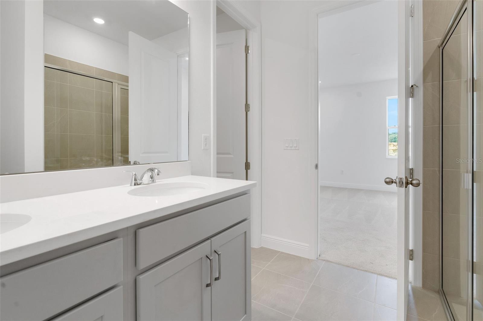 1018 SWAMP CHESTNUT LOOP, LADY LAKE, FL, 32159