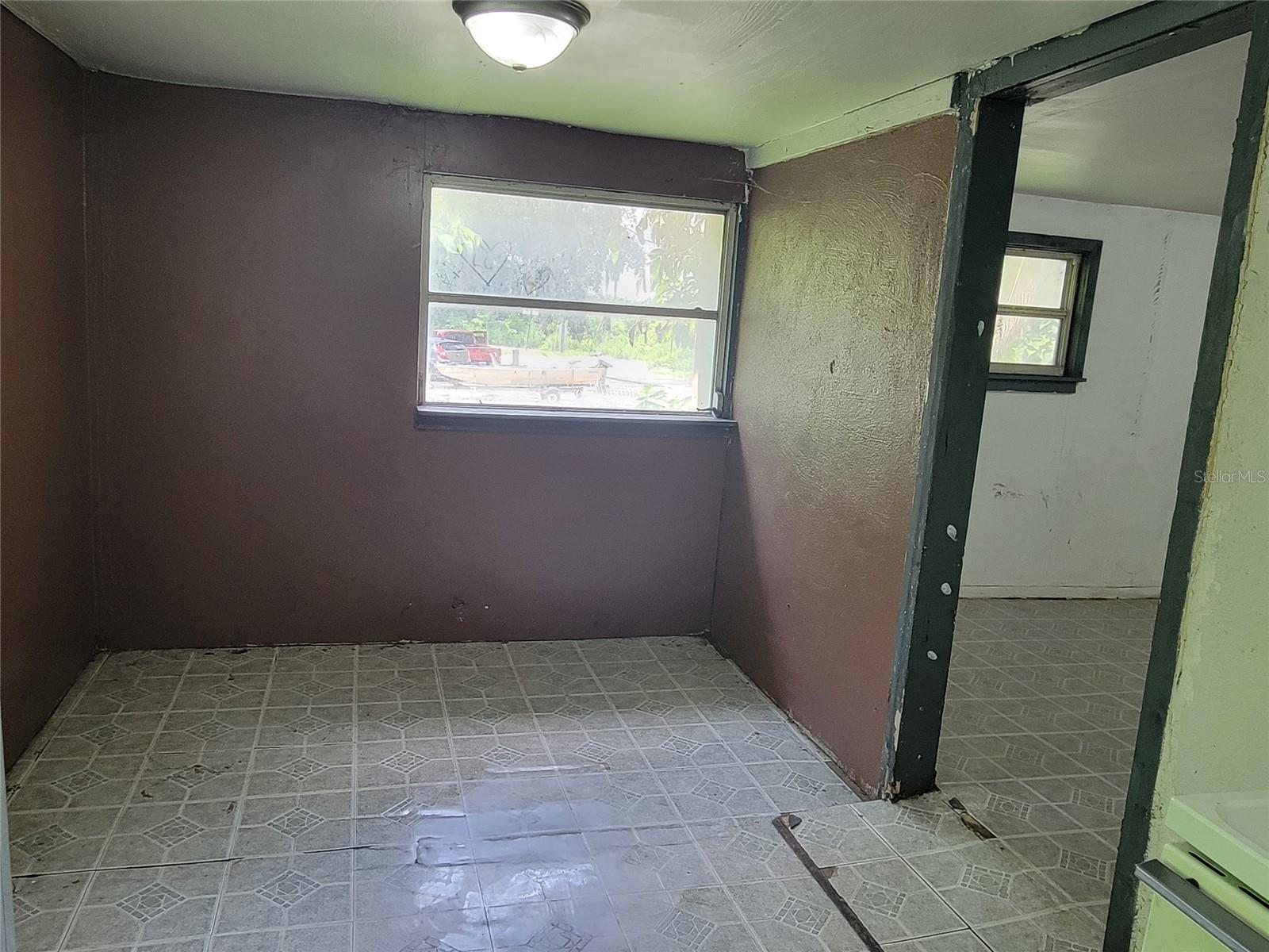 14052 RAILROAD AVE, DADE CITY, FL, 33525