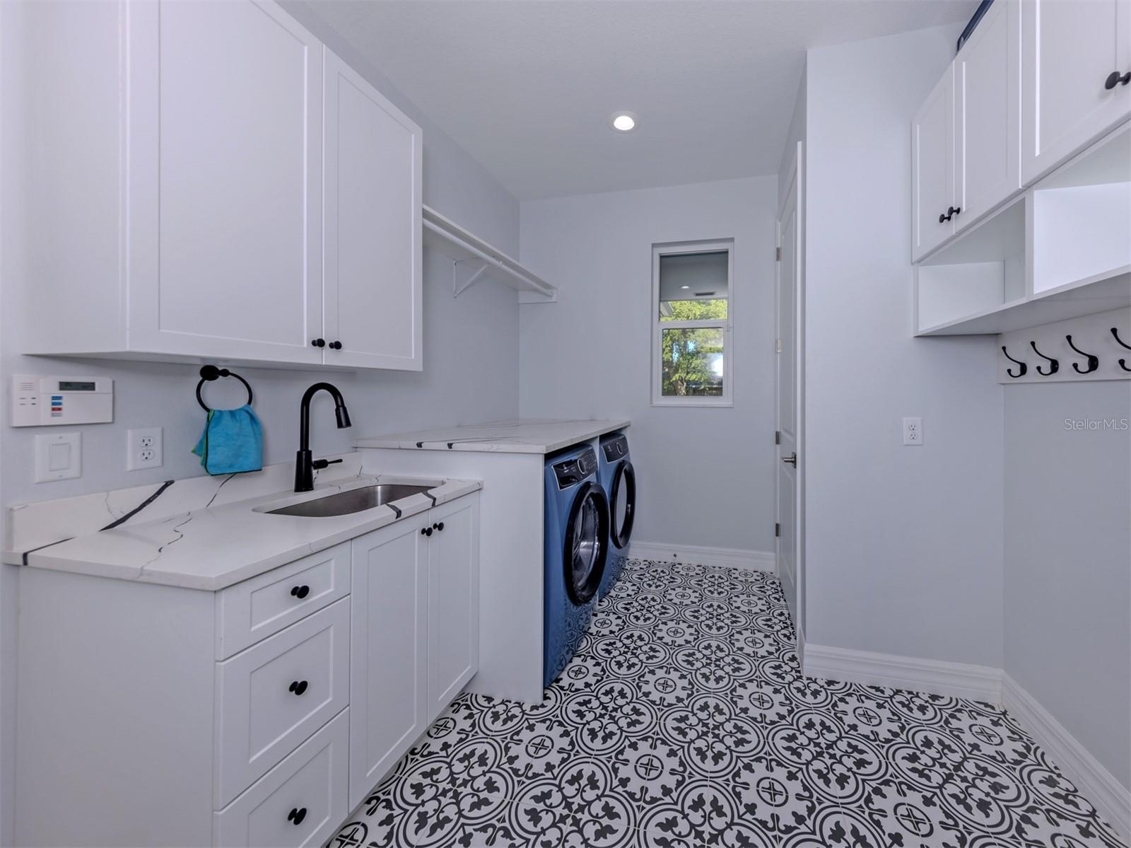 851 LINDEN RD, VENICE, FL, 34293