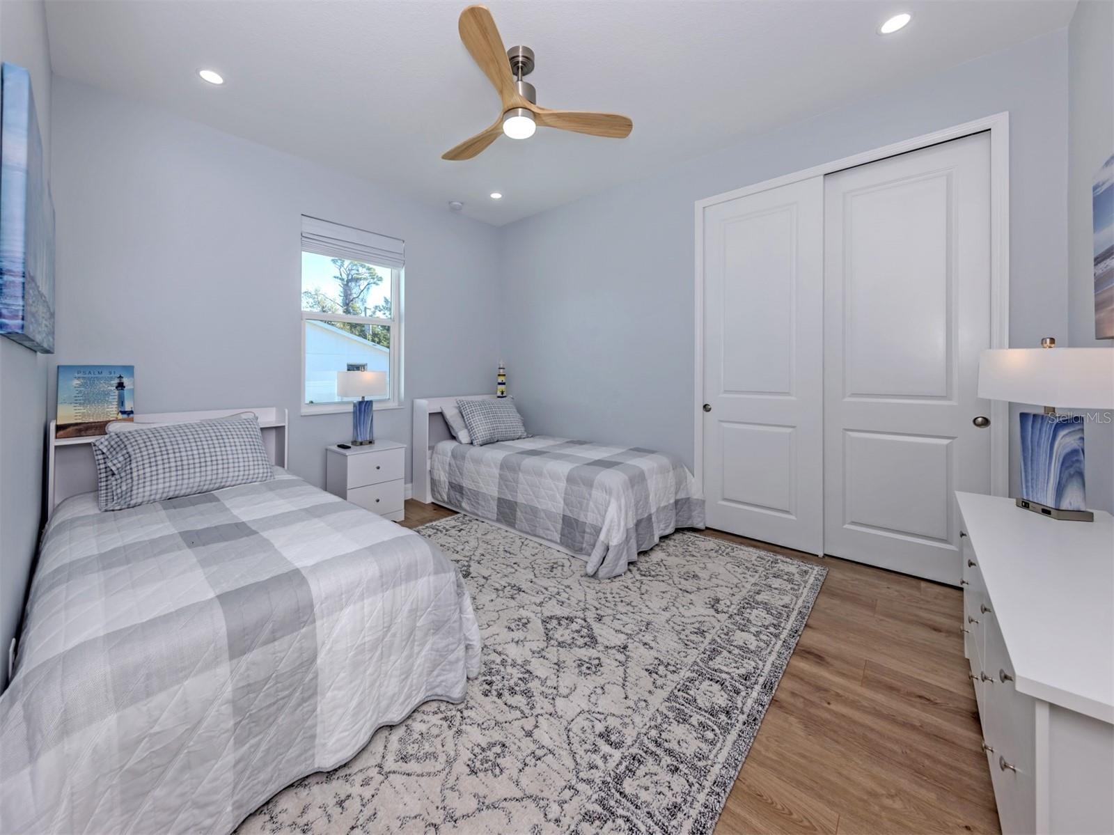 851 LINDEN RD, VENICE, FL, 34293