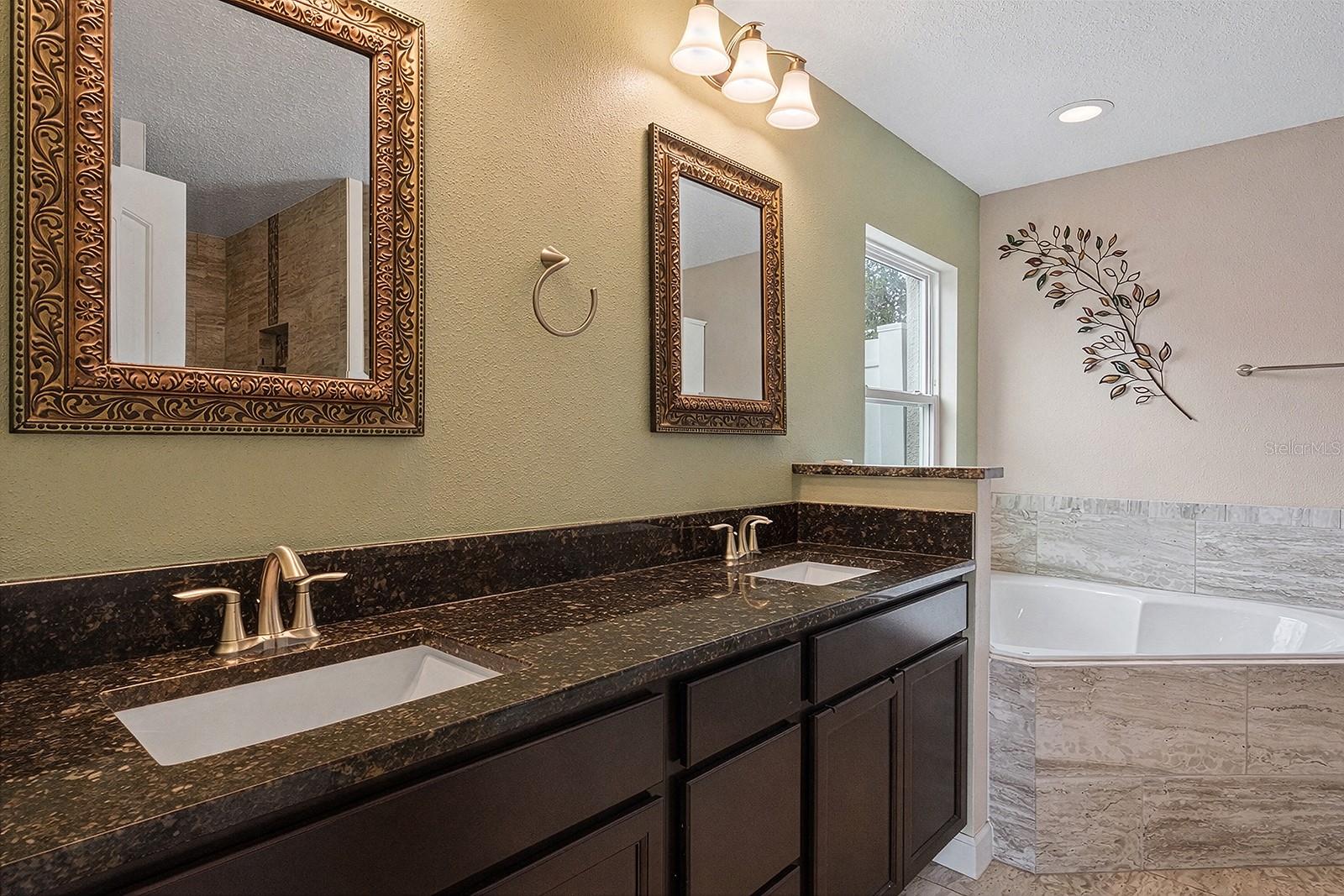 4840 OLD OAK TRL, ST CLOUD, FL, 34771