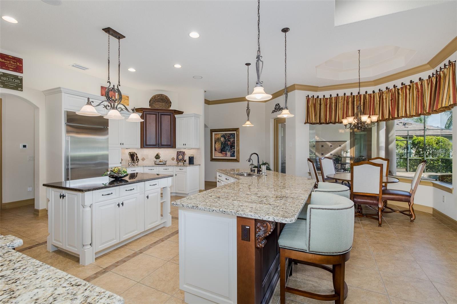 Kitchen w/Wood Cabinets & Gleaming Granite