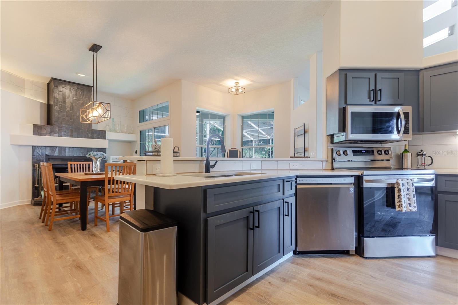 3111 INDIAN TRL, EUSTIS, FL, 32726