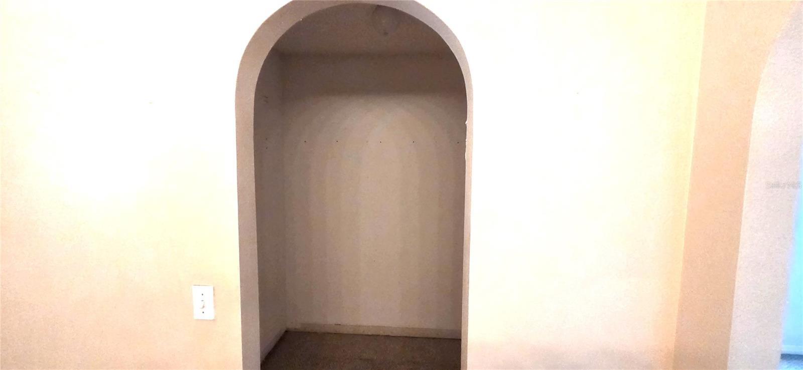 4716 LITTLE DENISE CT, VALRICO, FL, 33594