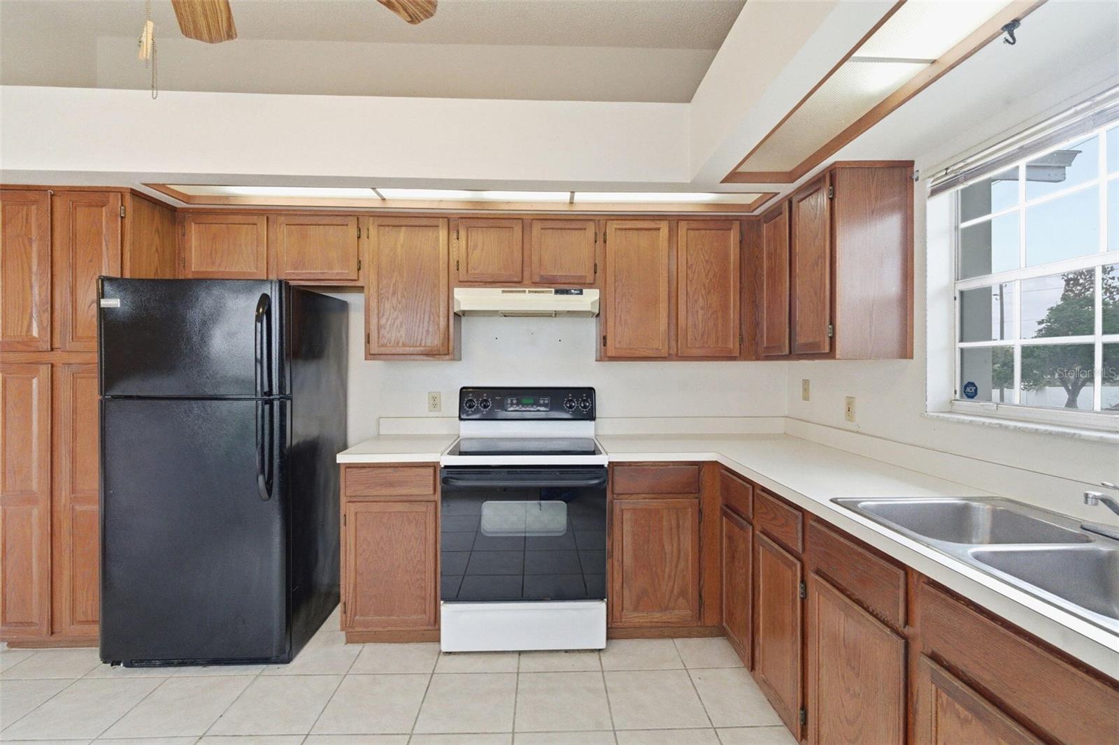 106 LAMPLIGHTER DR, SANFORD, FL, 32771