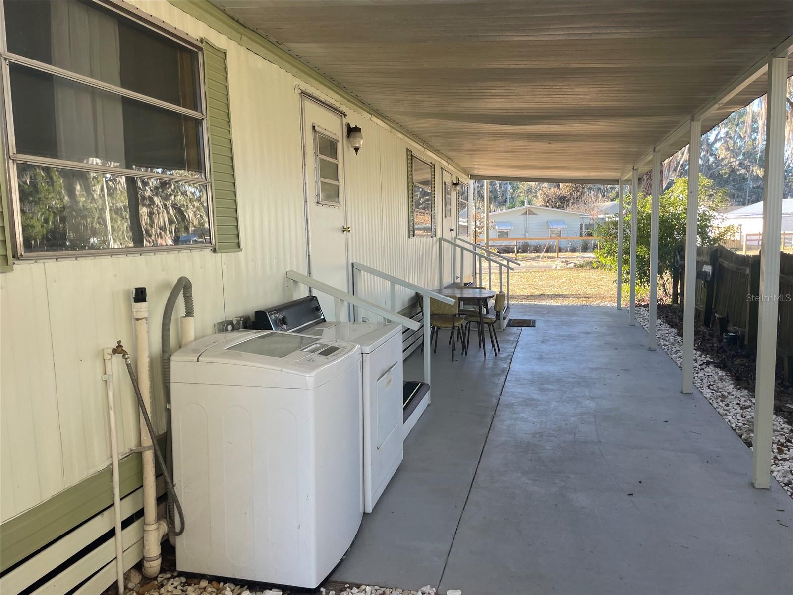 1079 NW 7TH BLVD, LAKE PANASOFFKEE, FL, 33538