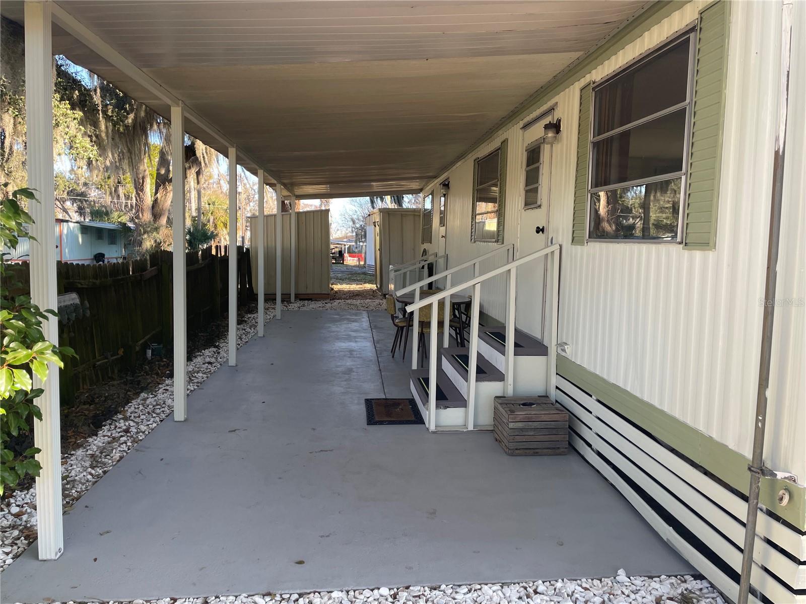 1079 NW 7TH BLVD, LAKE PANASOFFKEE, FL, 33538