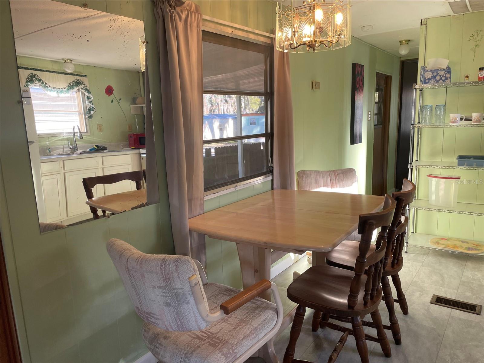 1079 NW 7TH BLVD, LAKE PANASOFFKEE, FL, 33538