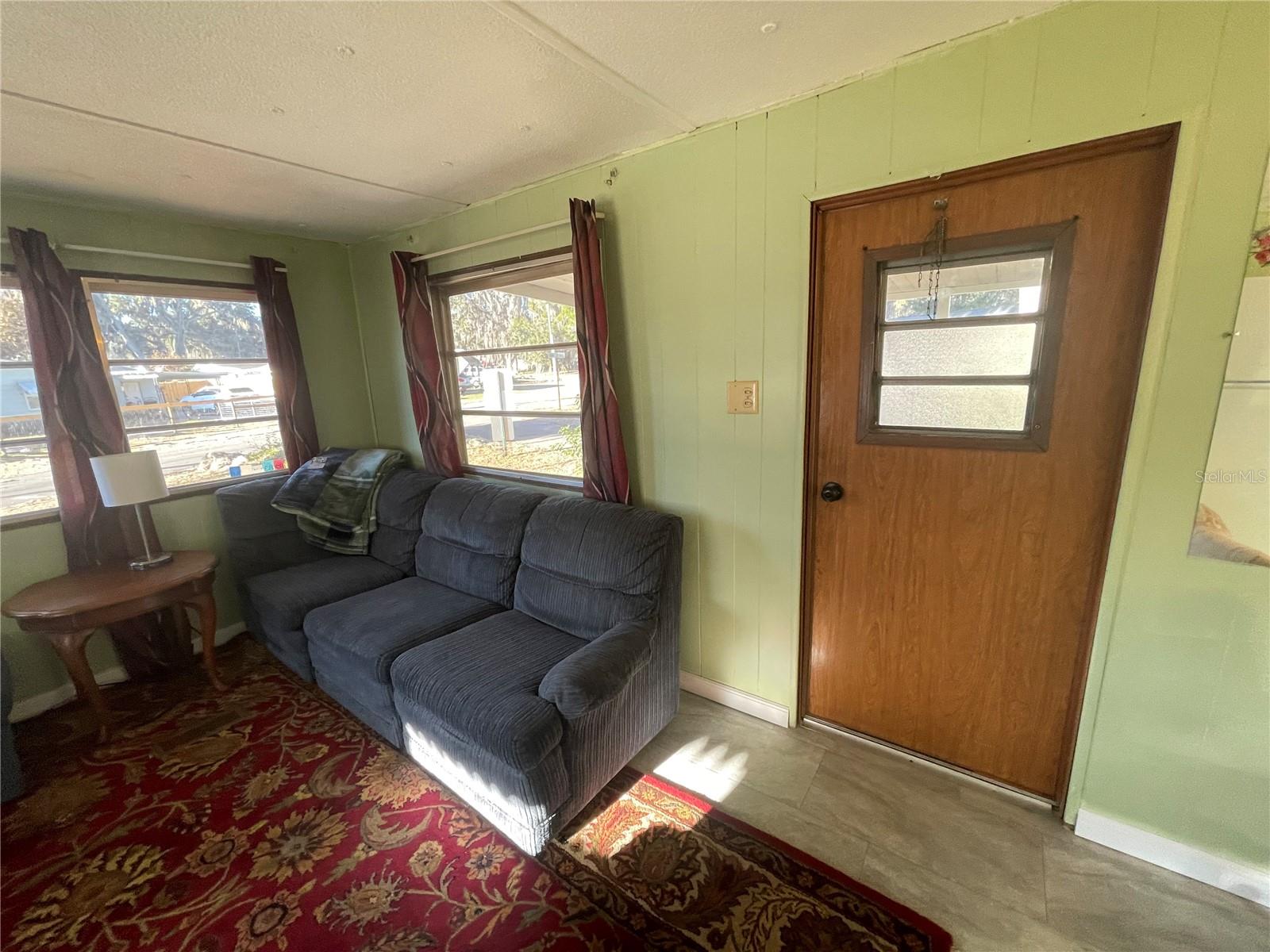 1079 NW 7TH BLVD, LAKE PANASOFFKEE, FL, 33538