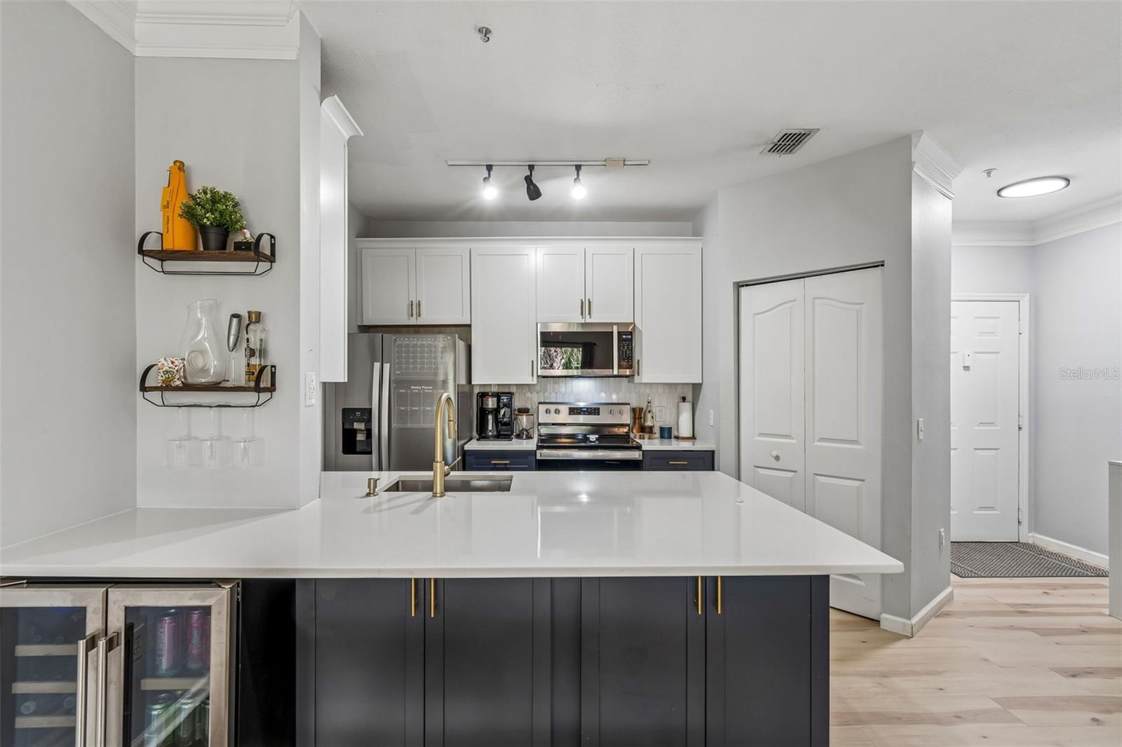 Upgraded kitchen with enormous countertop!