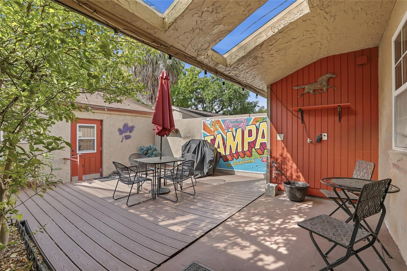 8314 CIVIC RD, TAMPA, FL, 33615
