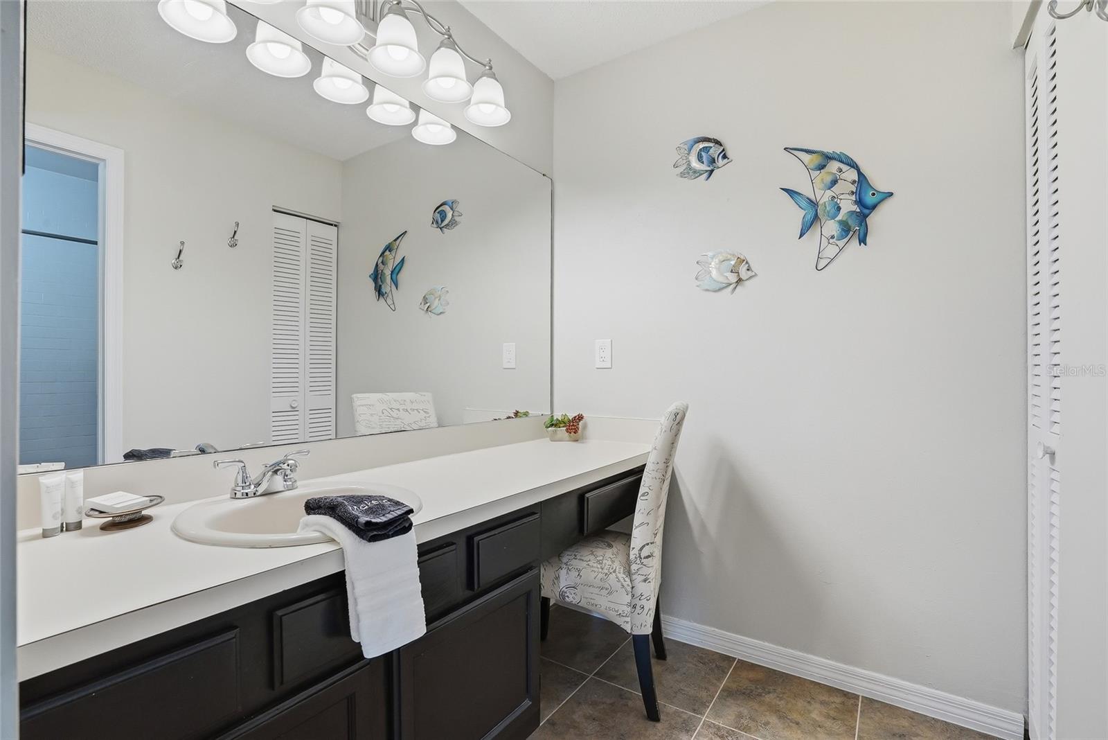 8314 CIVIC RD, TAMPA, FL, 33615