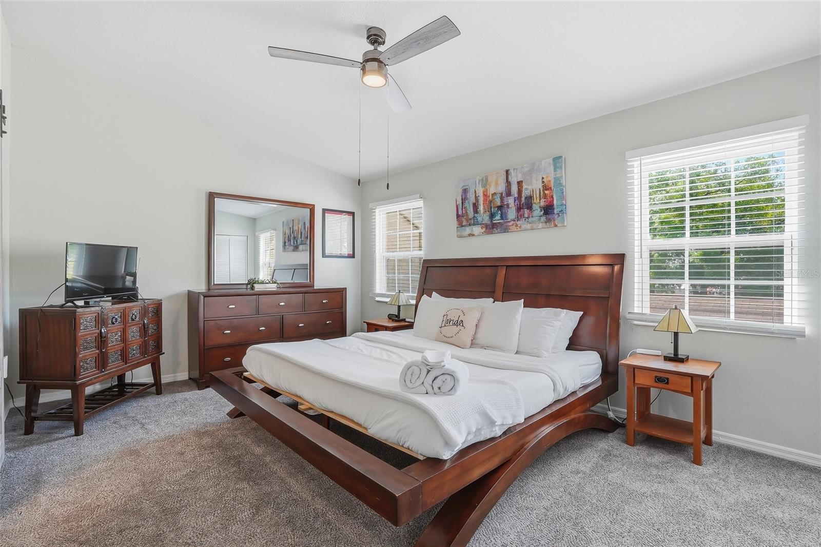 8314 CIVIC RD, TAMPA, FL, 33615