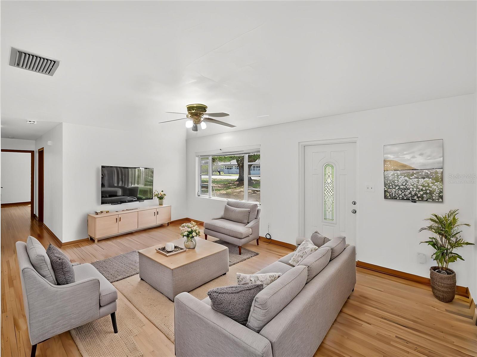 2015 SANDFORD RD, LAKELAND, FL, 33801