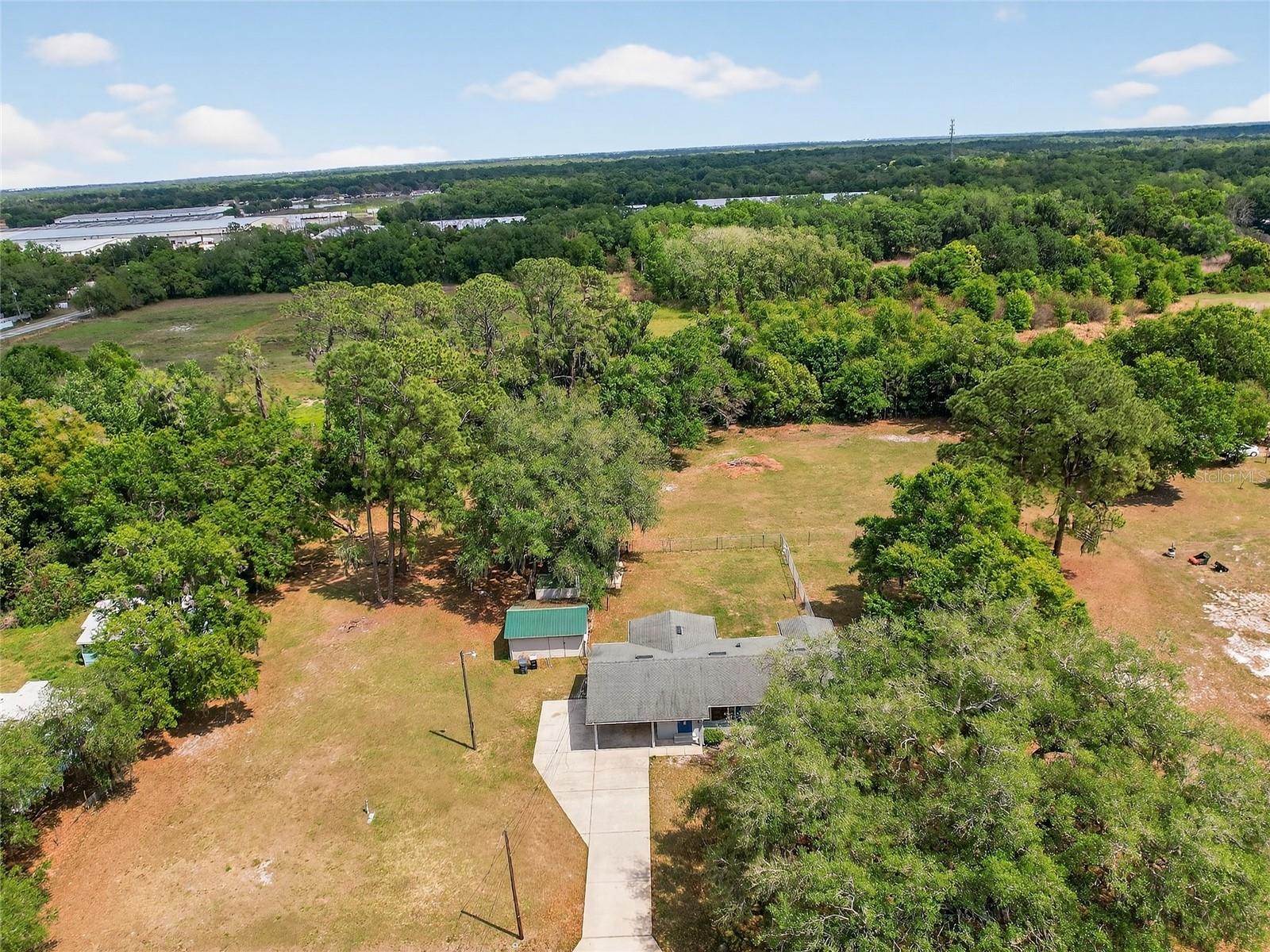 2015 SANDFORD RD, LAKELAND, FL, 33801