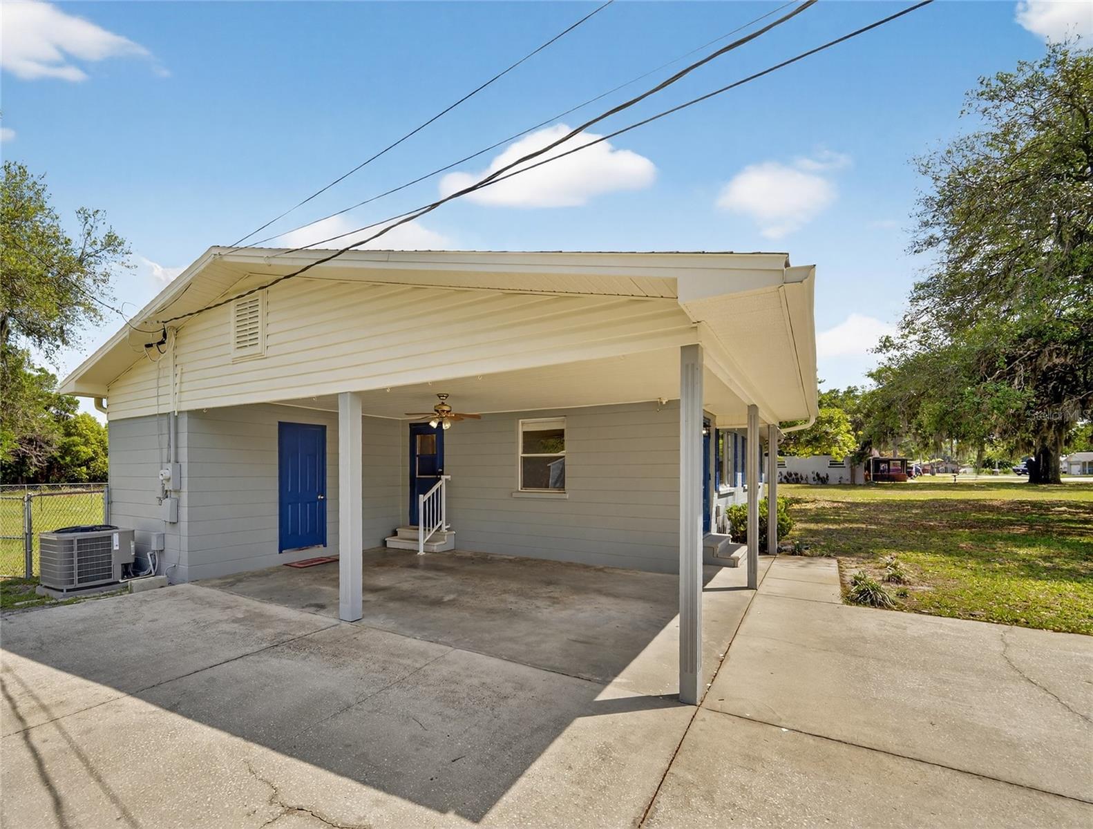 2015 SANDFORD RD, LAKELAND, FL, 33801