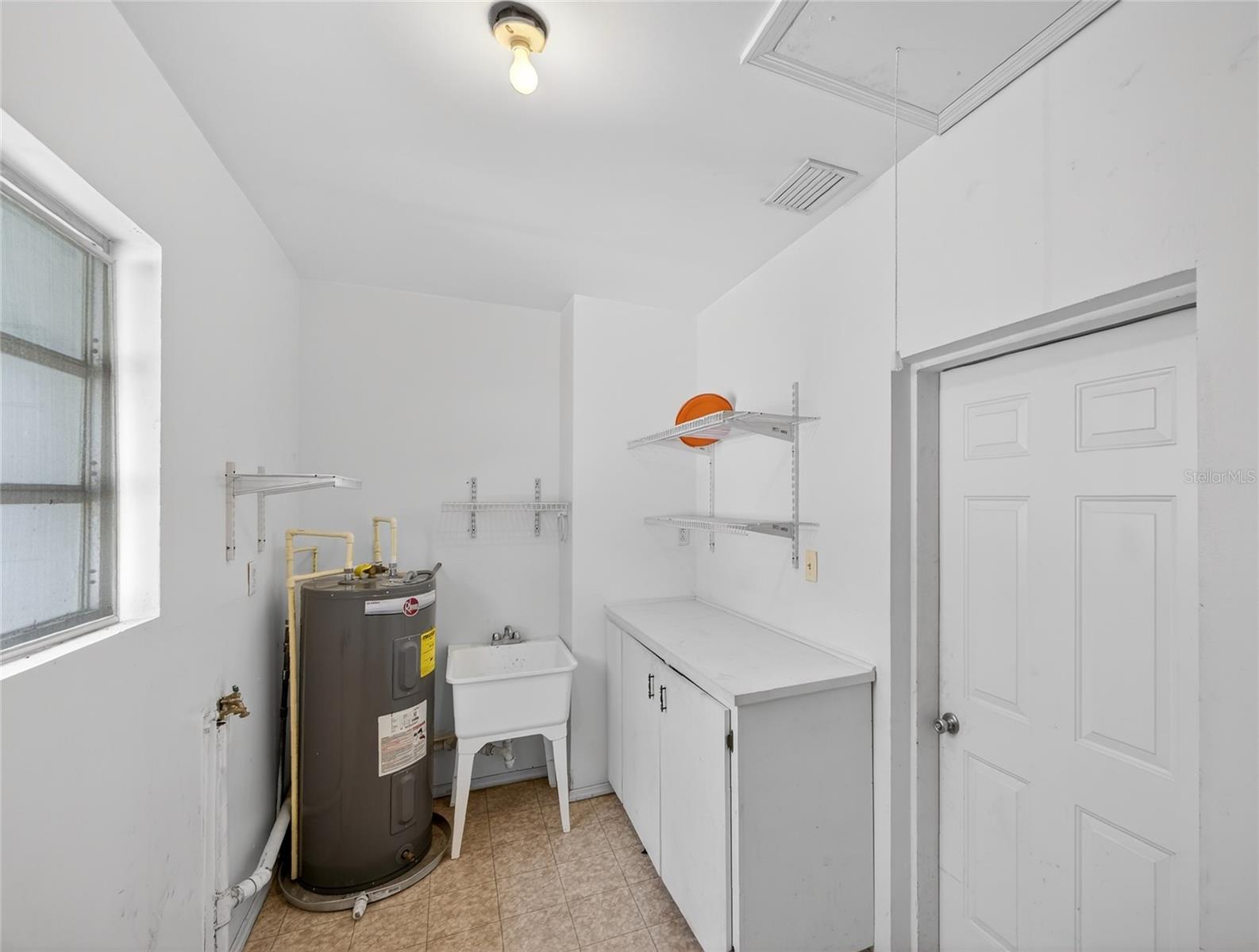 2015 SANDFORD RD, LAKELAND, FL, 33801