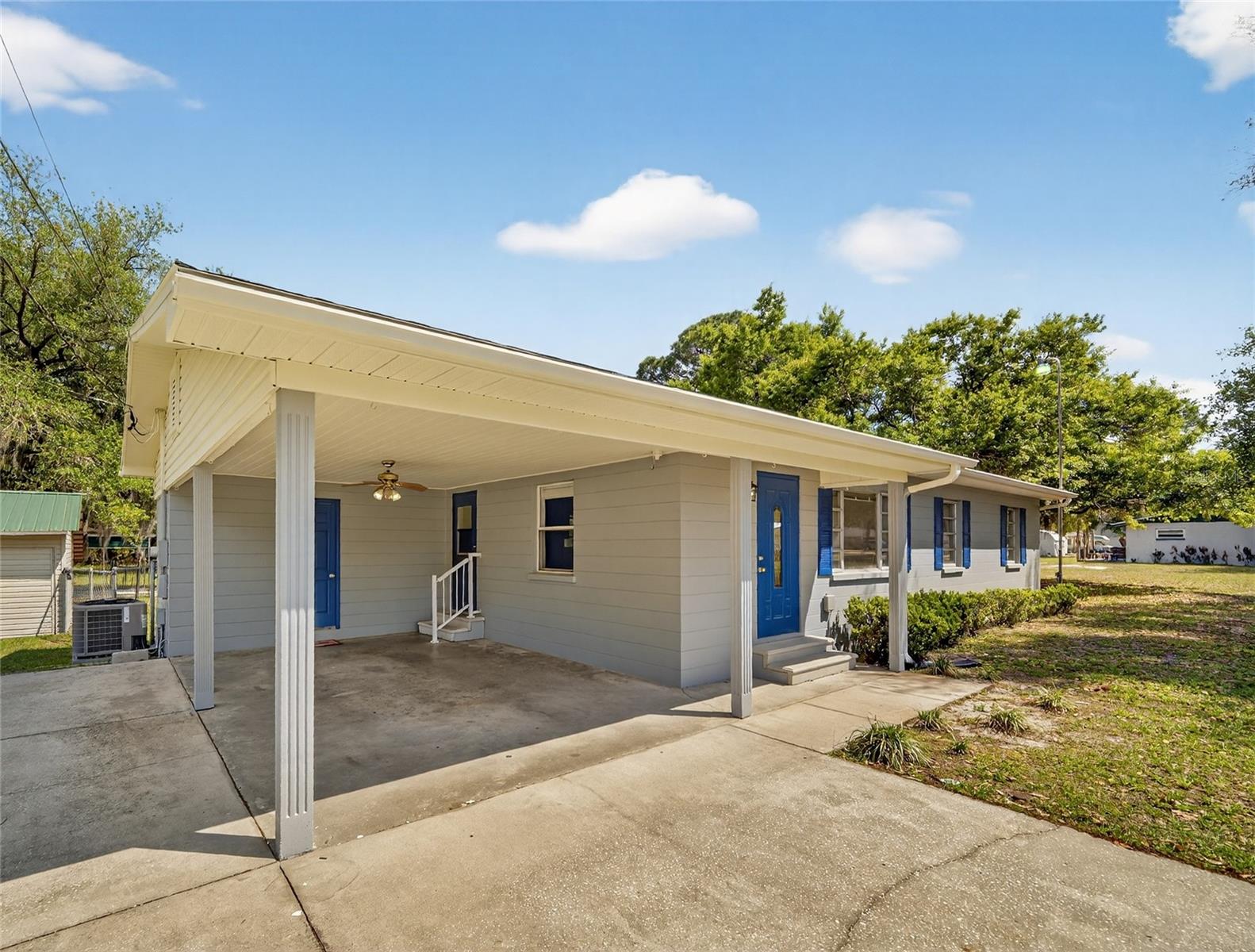 2015 SANDFORD RD, LAKELAND, FL, 33801