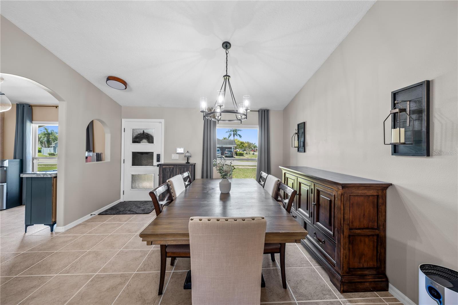 141 LONG PINE DR, DELTONA, FL, 32725