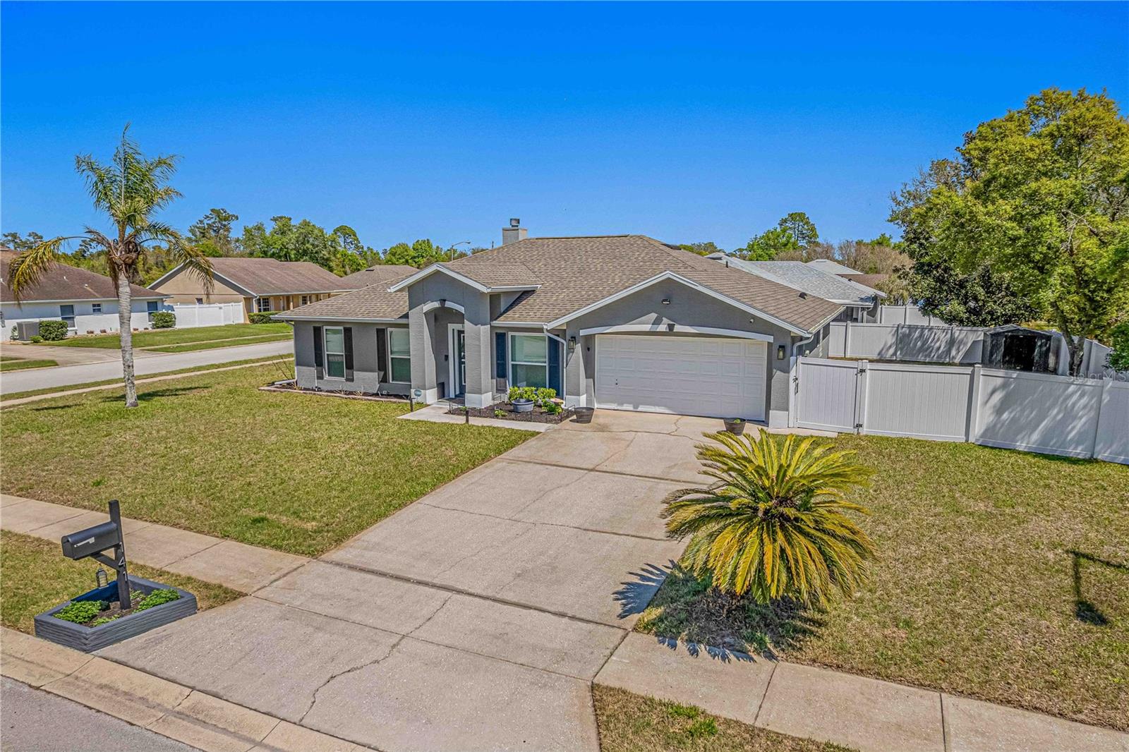141 LONG PINE DR, DELTONA, FL, 32725
