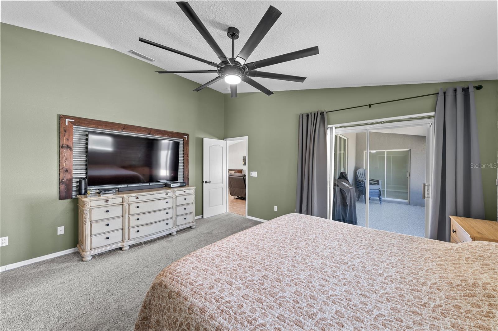 141 LONG PINE DR, DELTONA, FL, 32725