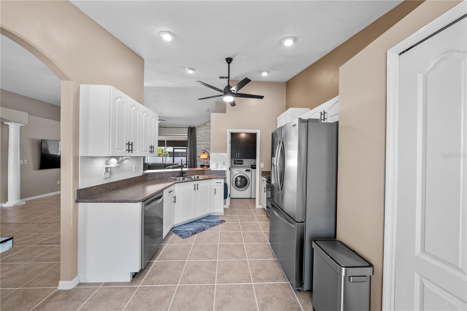 141 LONG PINE DR, DELTONA, FL, 32725