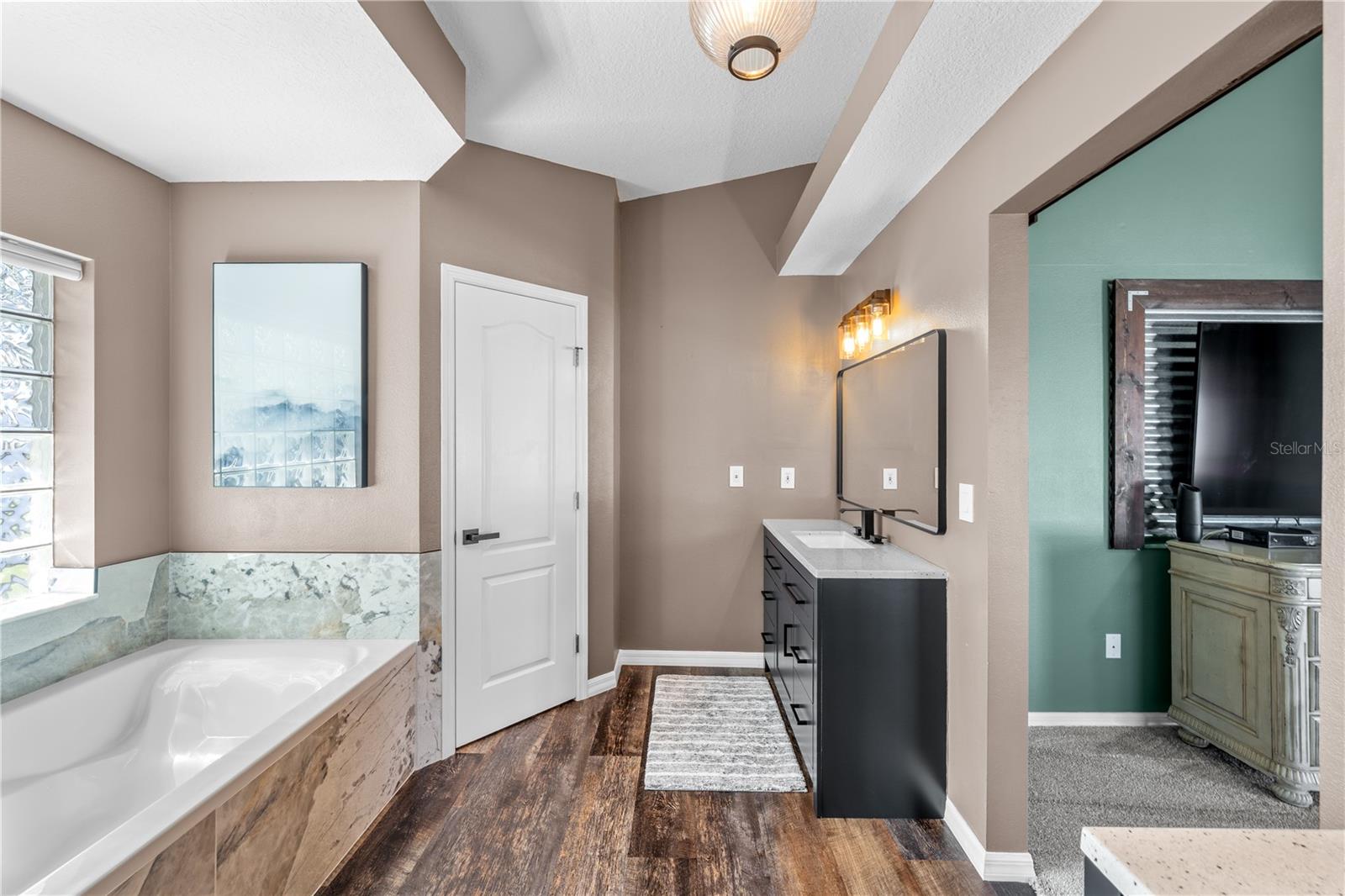 141 LONG PINE DR, DELTONA, FL, 32725